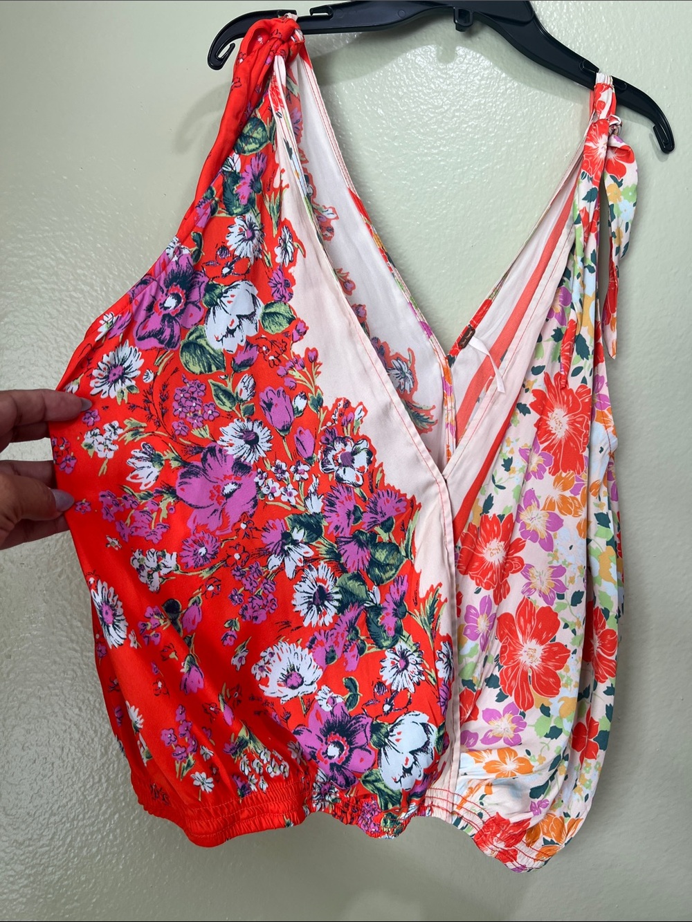 Free People Floral Split-Panel V-Neck Tank Top in Red, Pink, White